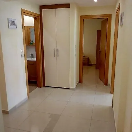 Apartment Aeolian
